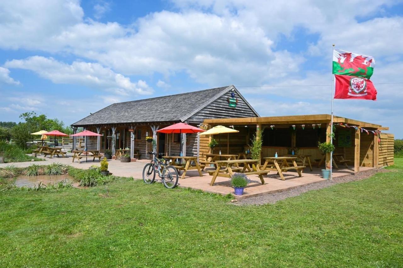1-Bed Pod Cabin In Beautiful Surroundings Wrexham Exterior foto